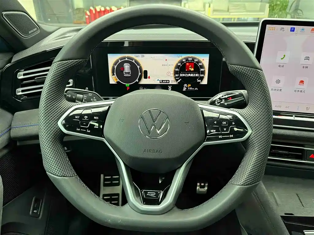 Volkswagen Tiguan L 2024 PRO 380TSI 4WD R-Line Premium Edition фото 3