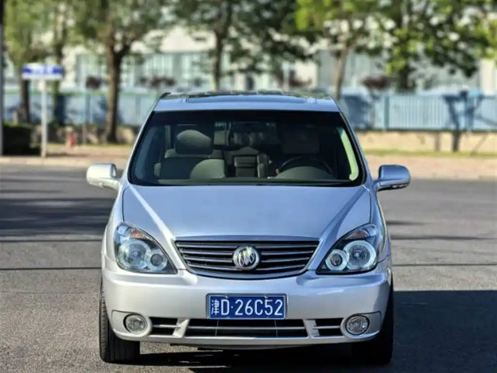 Buick GL8 2006 Model GL8 3.0L LT Luxury Edition фото 2