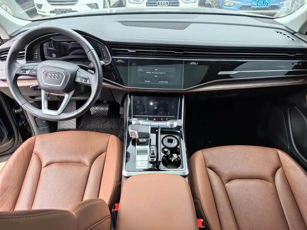 Audi Q7 2024 45 TFSI quattro S line Sport фото 11