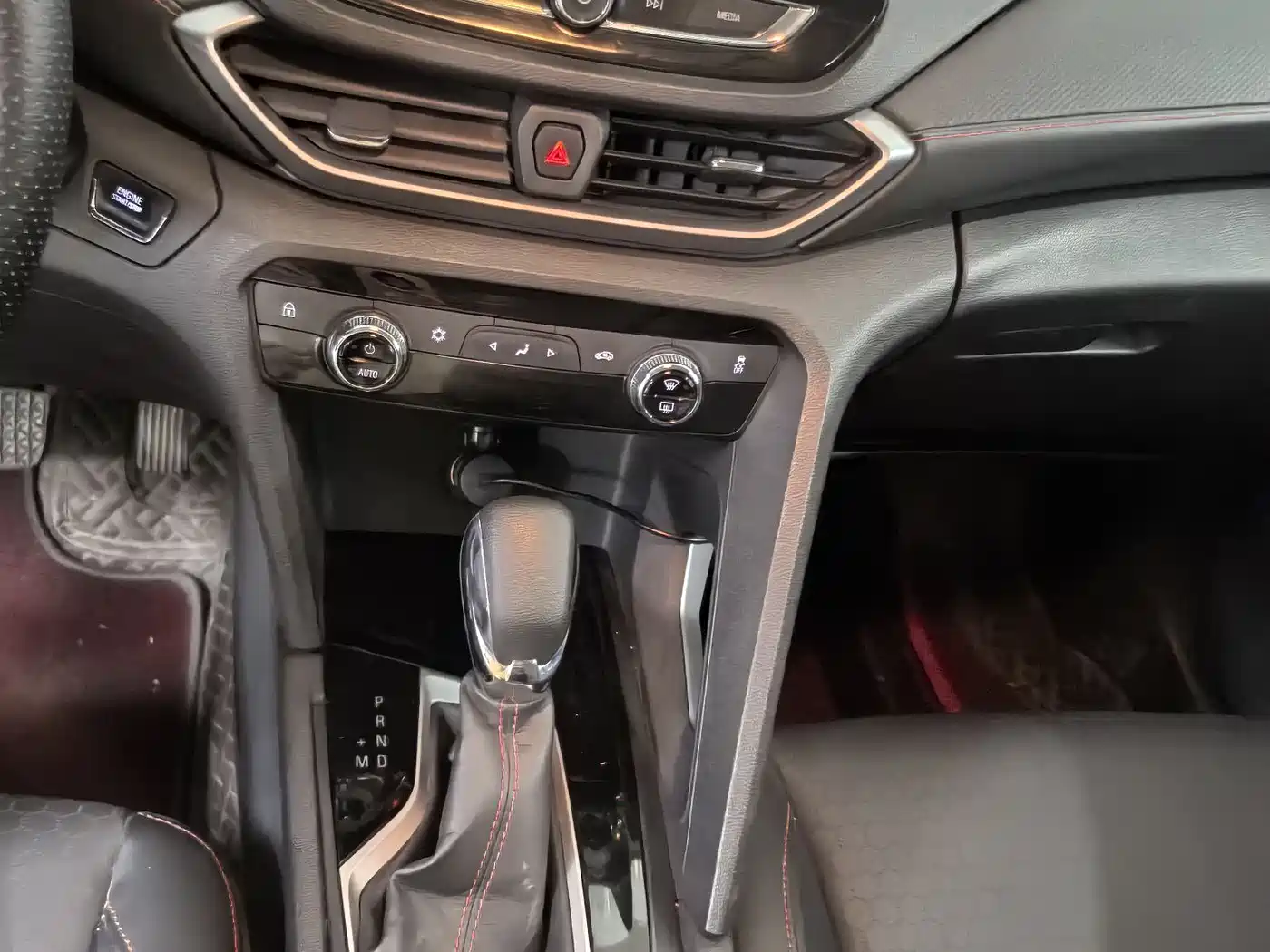 Chevrolet Volando 2020 Mild Hybrid Redline 530T Automatic Premium Edition (5+2 seater) фото 9