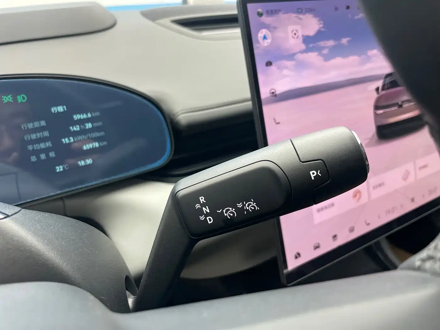 Zeekr 007 2024 RWD Intelligent Driving Edition 100kWh фото 14