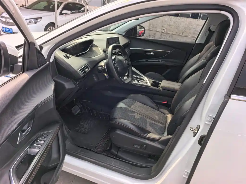 Peugeot 4008 2017 350THP Elite Edition фото 11