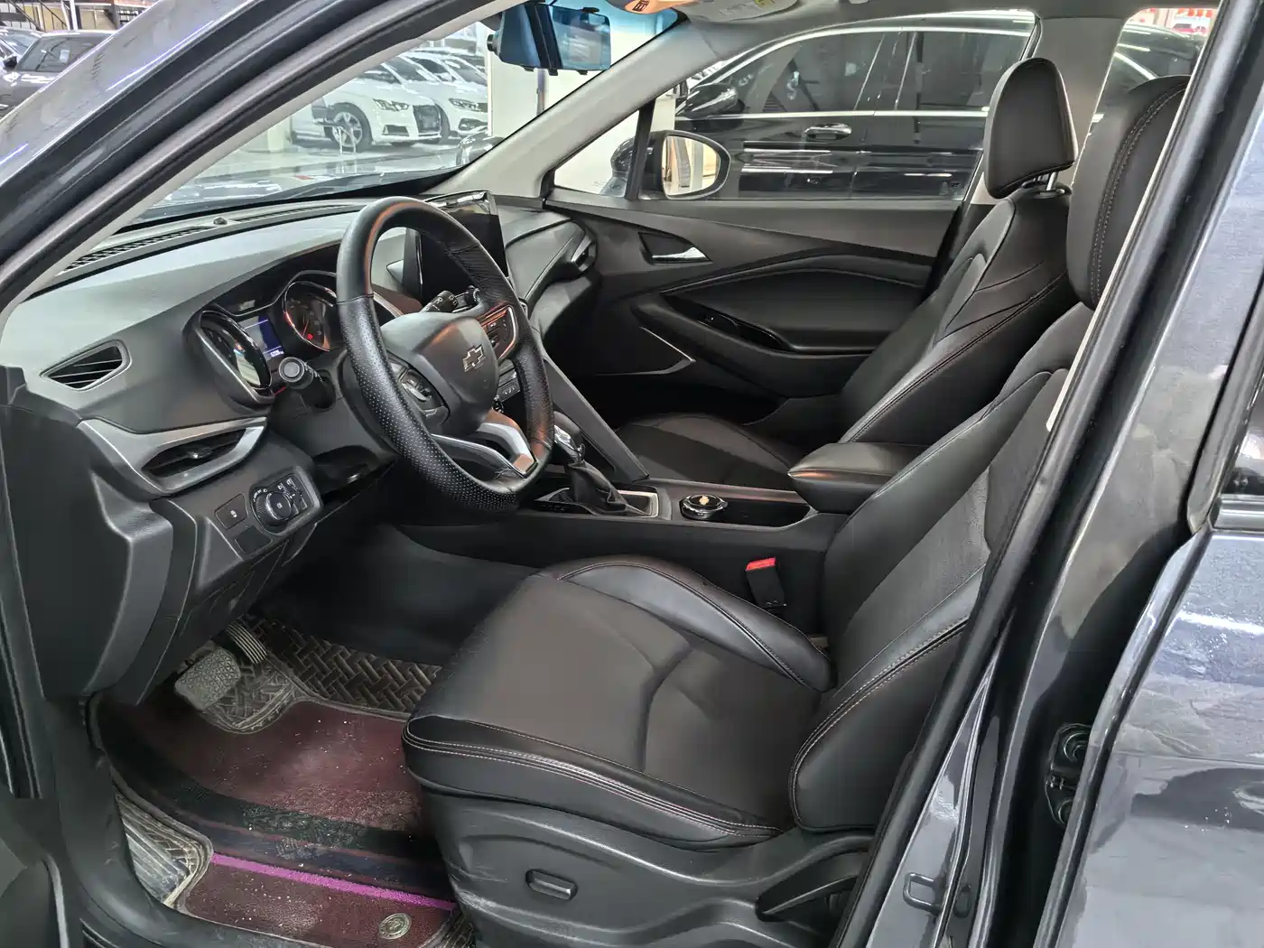 Chevrolet Volando 2020 Mild Hybrid Redline 530T Automatic Premium Edition (5+2 seater) фото 7