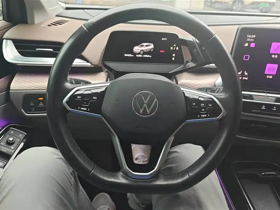 Volkswagen ID.6 X 2021 Pro Intelligent Long Range Edition фото 14