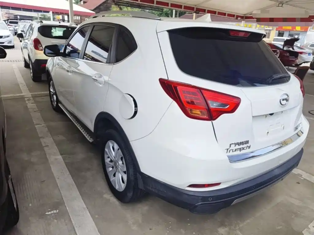 GAC Trumpchi Trumpchi GS5 Super 2015 2.0L Automatic 2WD Comfort Edition фото 5