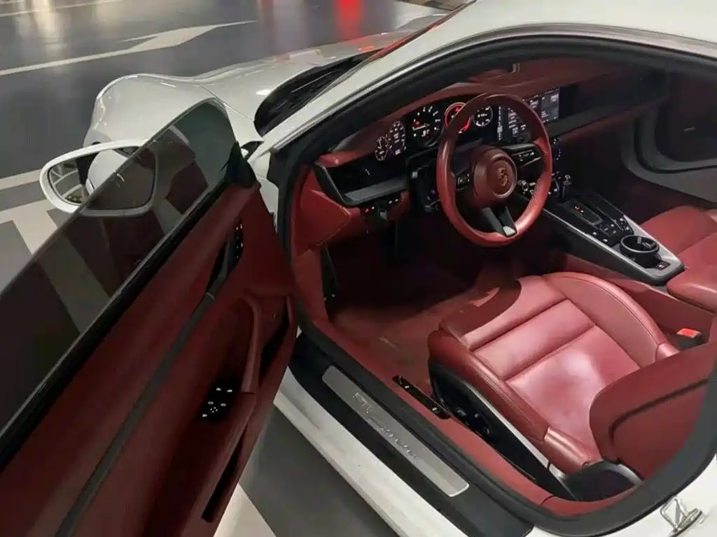 Photo 5 - Porsche 911