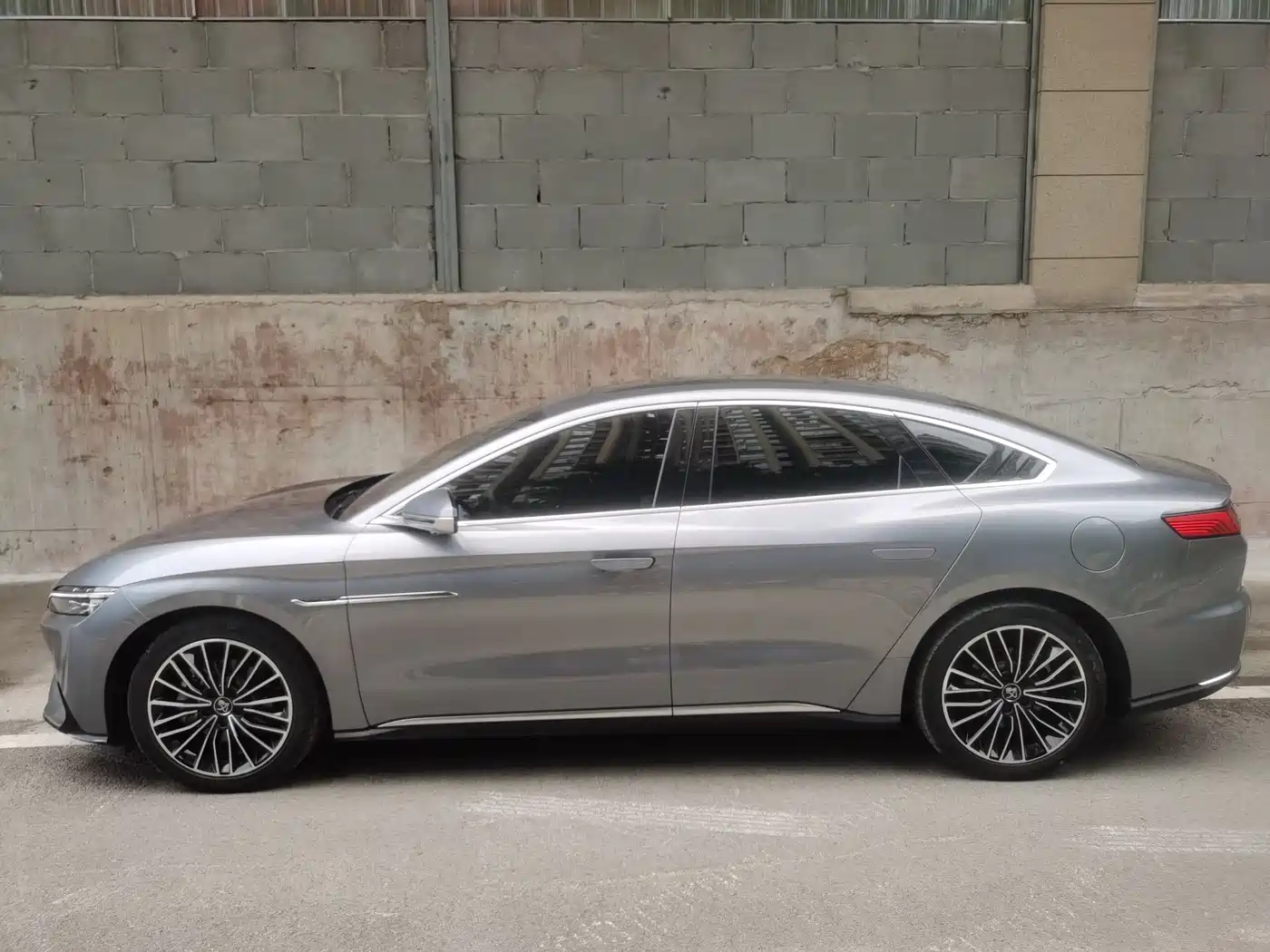 BYD Han 2020 EV Extended Range Luxury фото 4