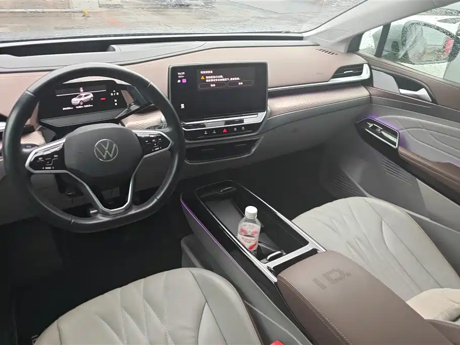 Volkswagen ID.6 X 2021 Pro Intelligent Long Range Edition фото 11