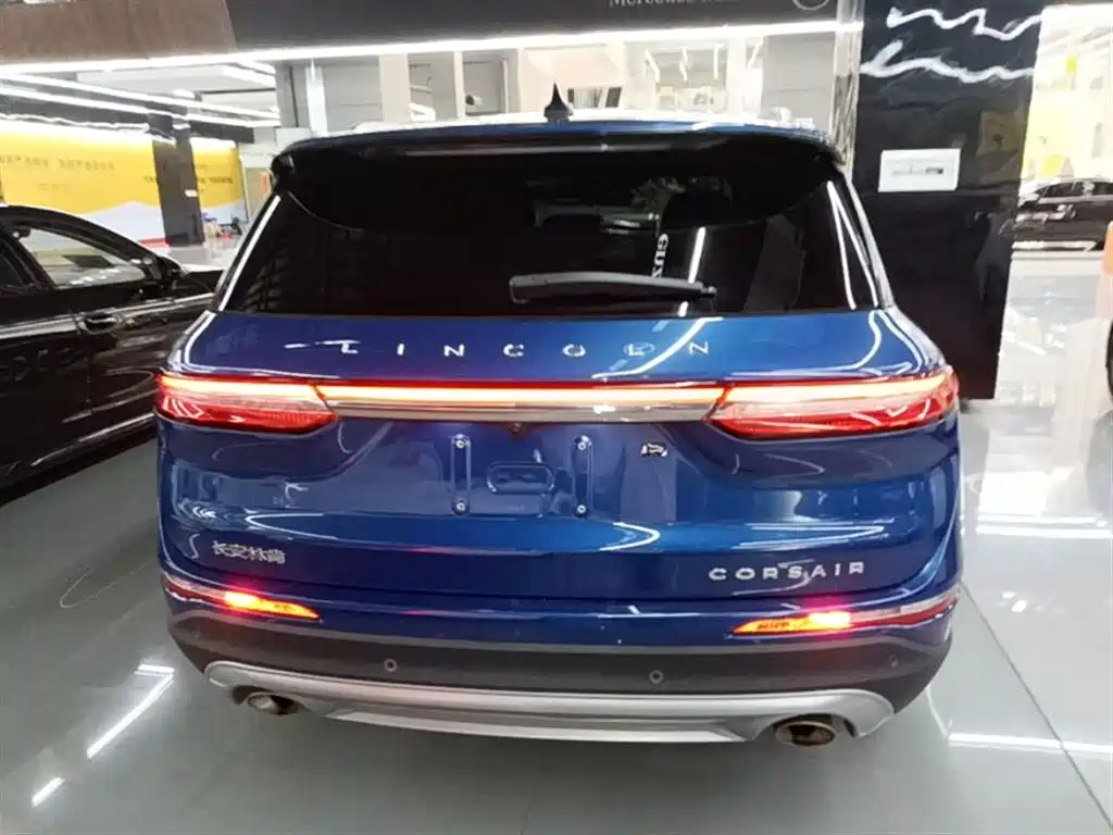LINCOLN ADVENTURER