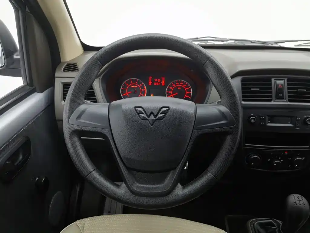 Wuling Motors Wuling Rongguang S 2025 2023 1.5L Base 5/7 Seater