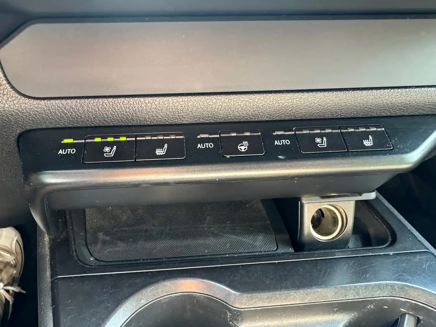 Lexus UX Electric 2020 2020 300e Pure Yue Edition