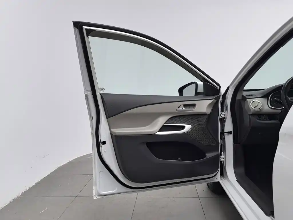 Chevrolet Sail 2017 2015 Sail 3 1.3L AMT Ideal Edition