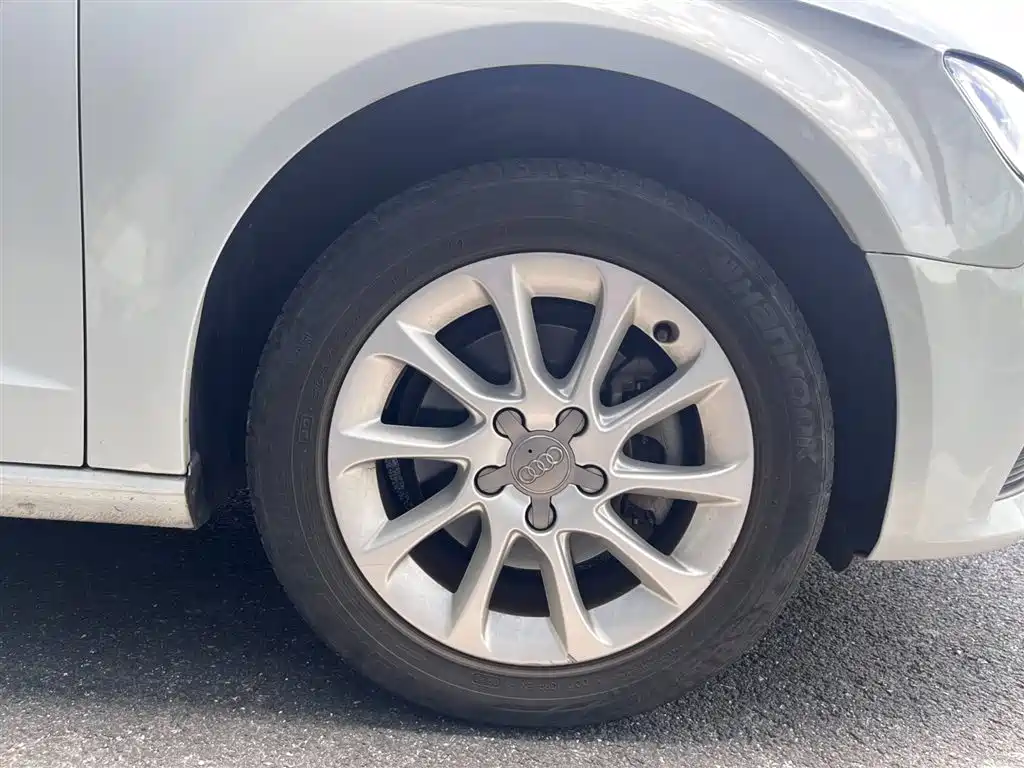 Audi A3 2014 Sportback 35 TFSI Automatic Progressive фото 15