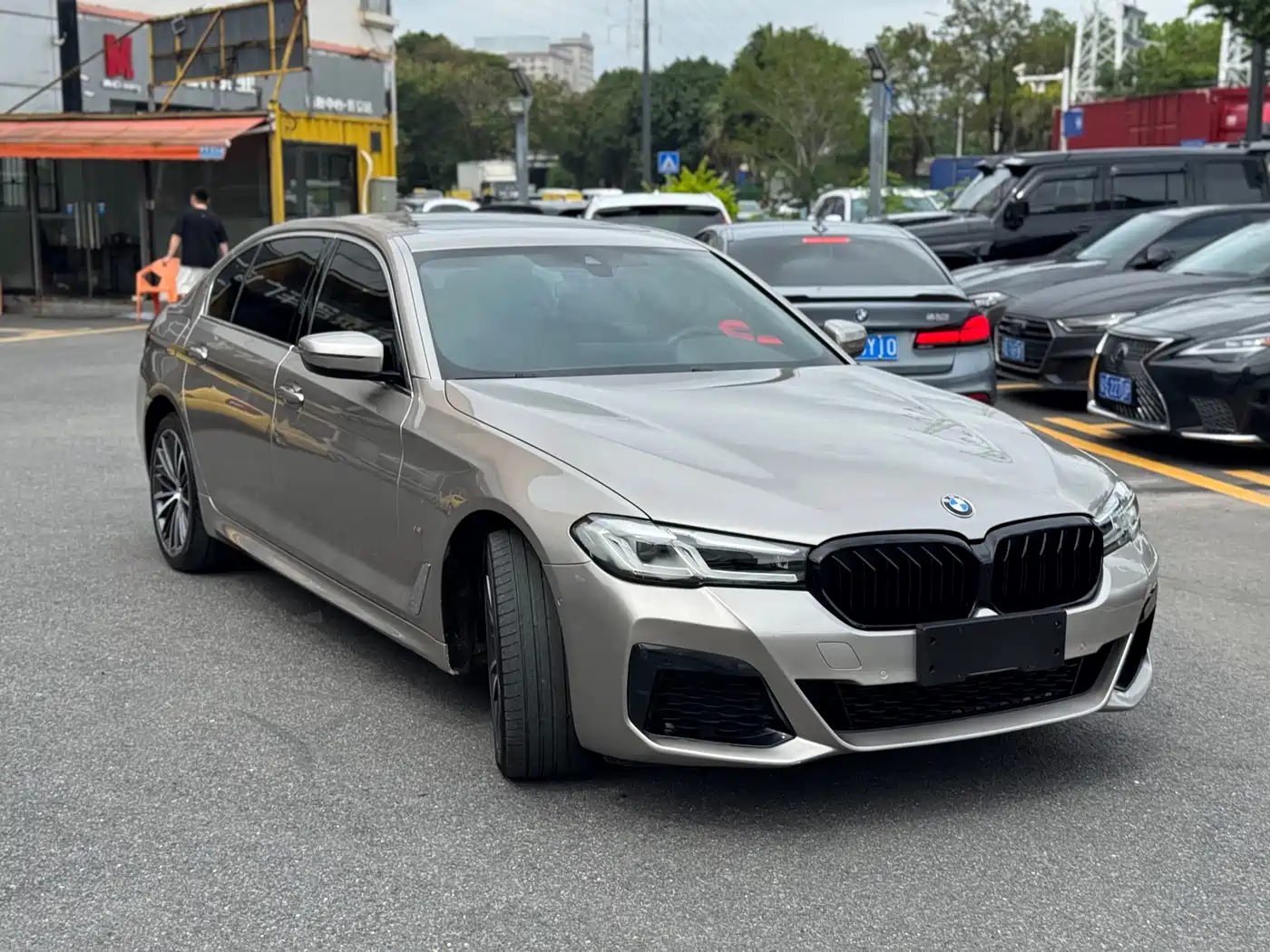 BMW 5-SERIES