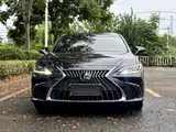 Фото 2 - Lexus ES