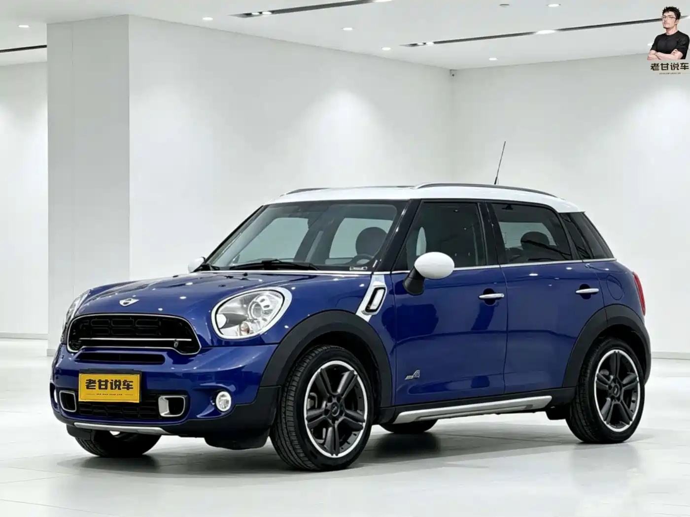 Фото 1 - MINI COUNTRYMAN