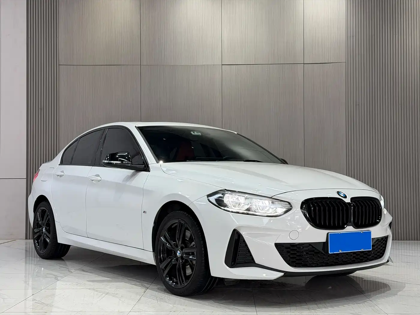BMW 1 Series 2022 125i M Sport Shadow Edition фото 3