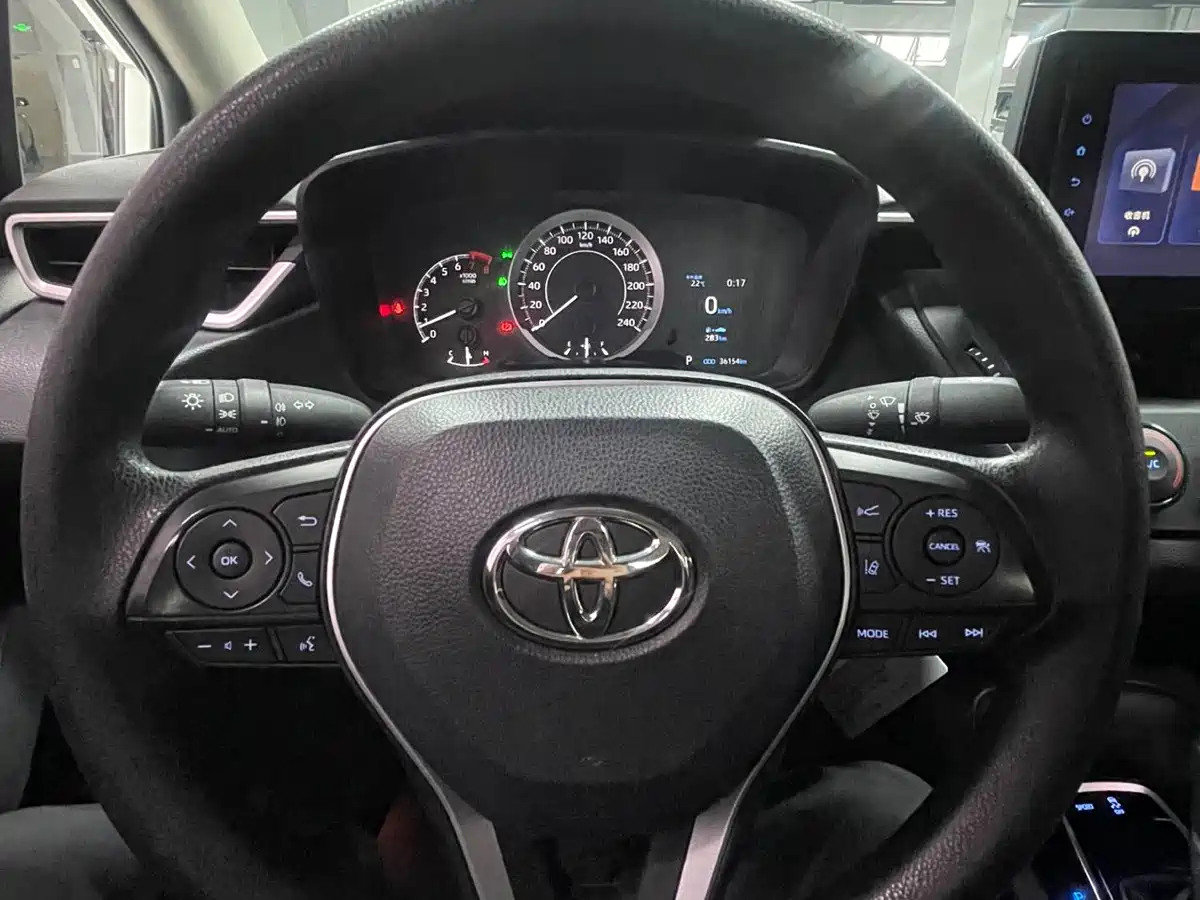 Toyota Corolla 2023 1.5L Pioneer Edition фото 17