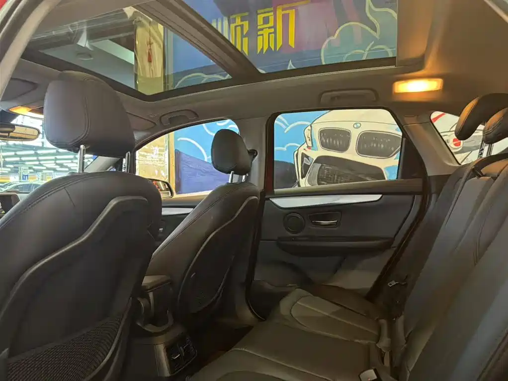 BMW 2 Series Tourer (Import) 2015 218i Leading Type фото 11