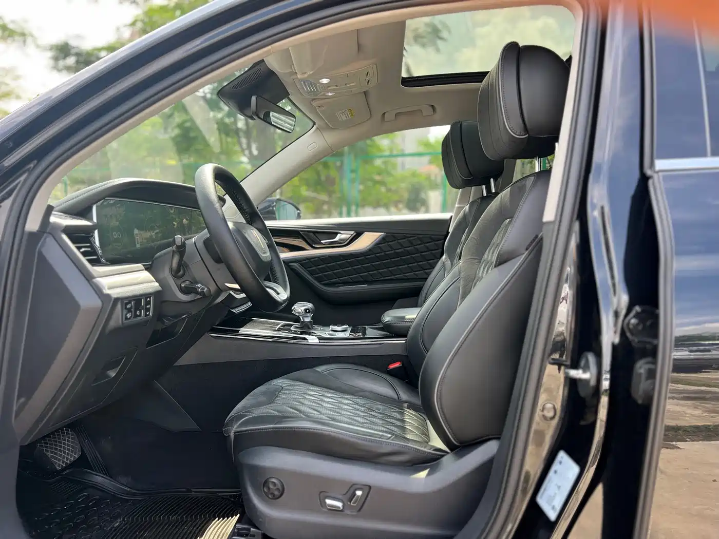 Hongqi HS5 2019 2.0T Smart Connect Enjoy 4WD Edition фото 4