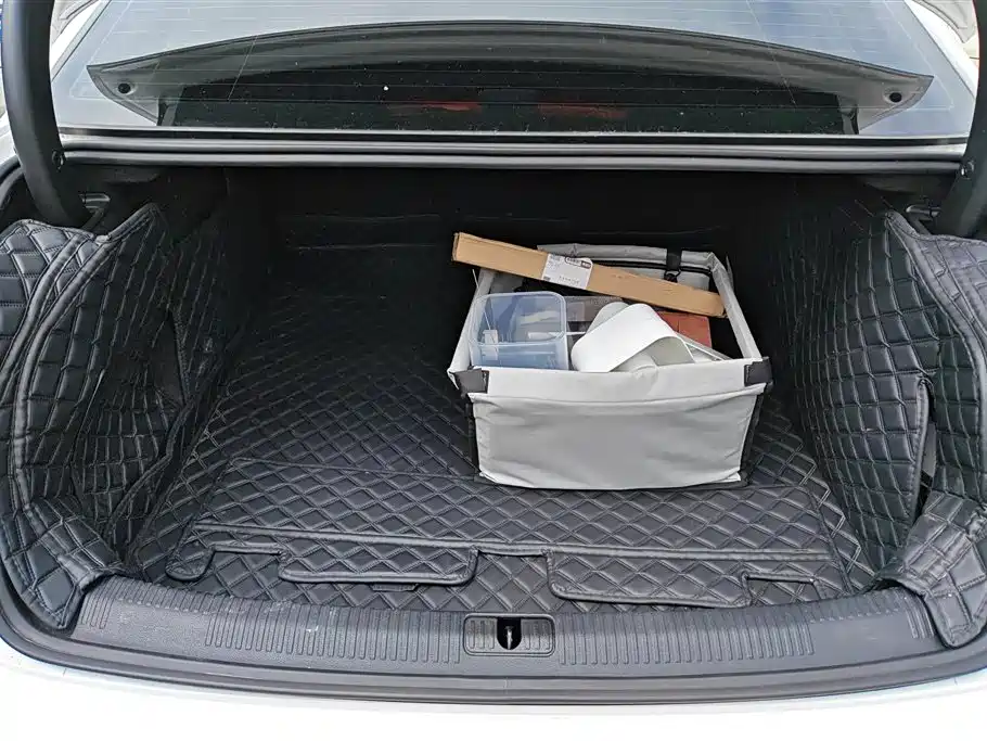 Audi A4L 2017 Plus 40 TFSI Progressive фото 4