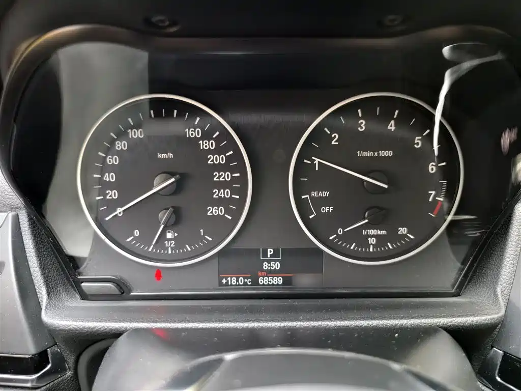 BMW 1 Series 2017 118i Sport фото 4