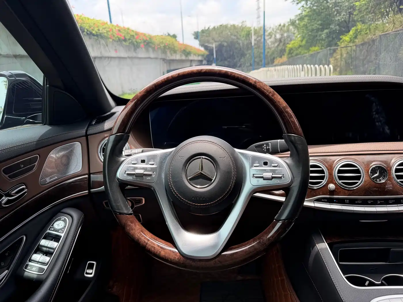 Mercedes-Benz S-Class 2019 S 350 L Luxury фото 21