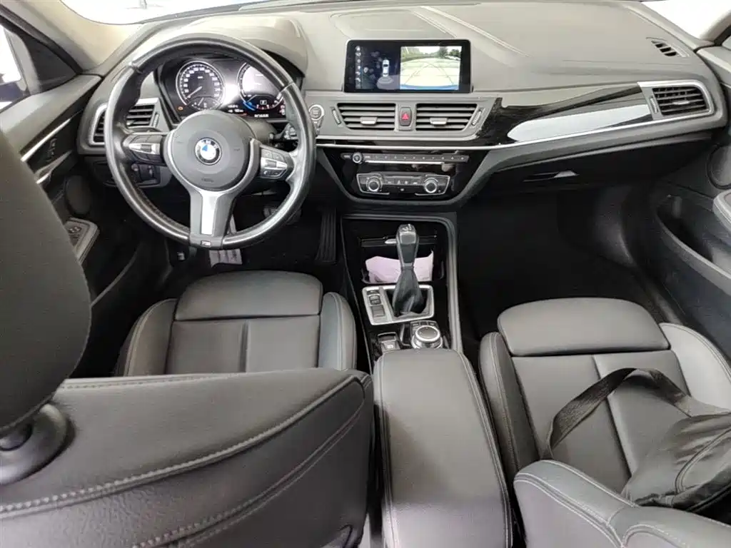 BMW 1 Series 2019 118i M Sport Package фото 16