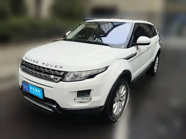 Land Rover Range Rover Evoque 2015 2.0T 5-Door Fashion Edition — фото 1