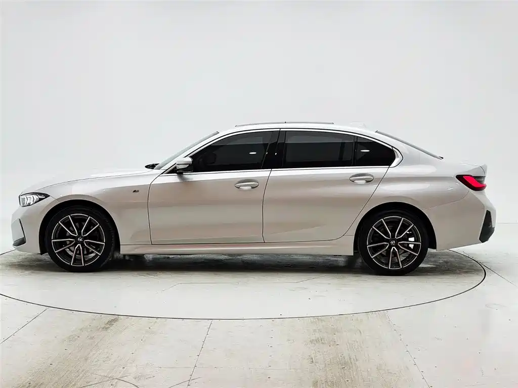 BMW 3 Series 2023 320Li M Sport Package фото 7
