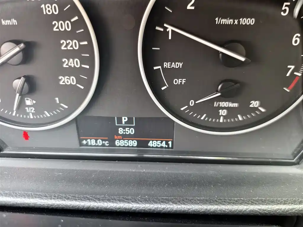 BMW 1 Series 2017 118i Sport фото 5