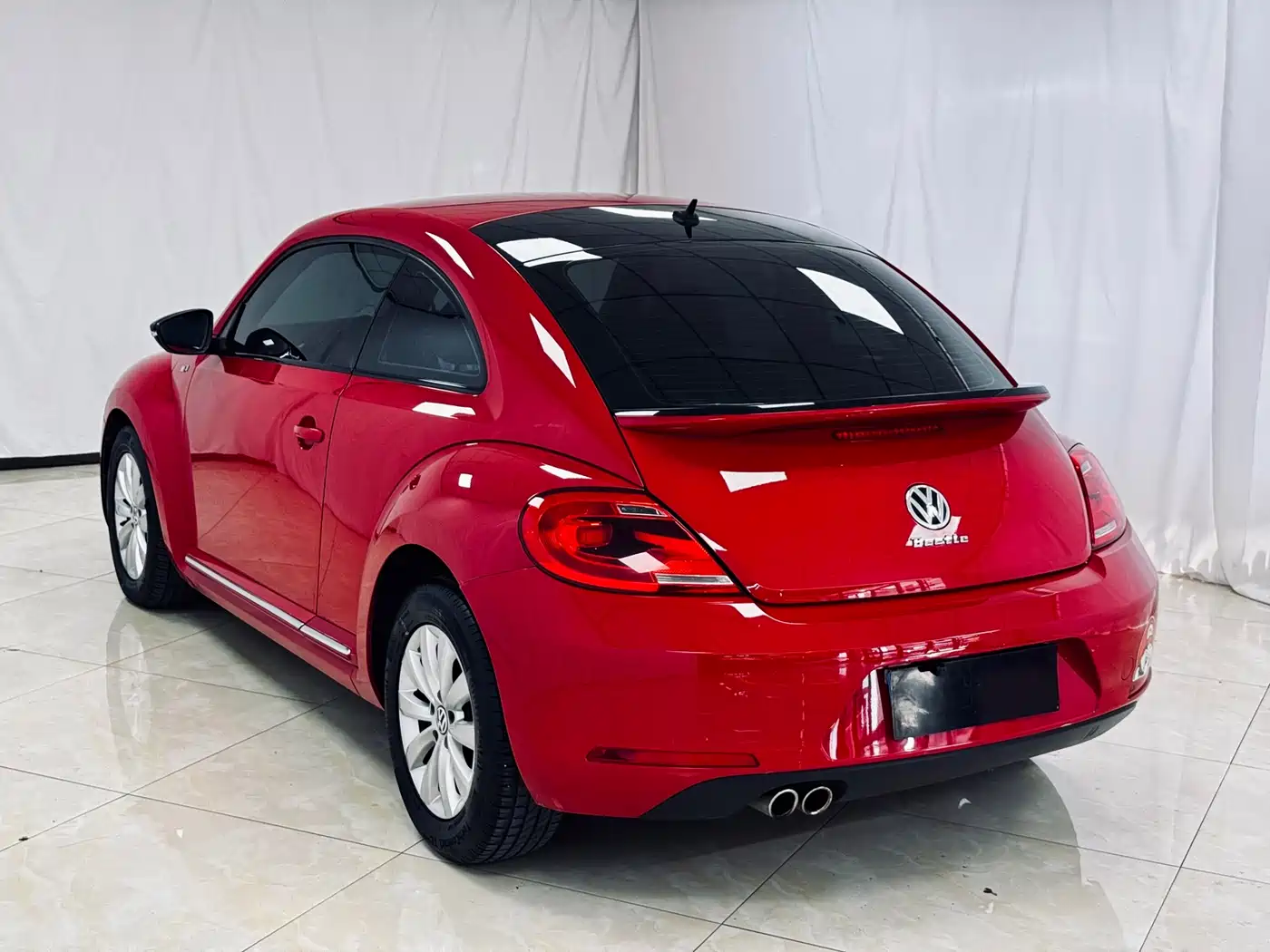 Volkswagen Beetle 2014 1.4TSI Fashion Edition фото 10