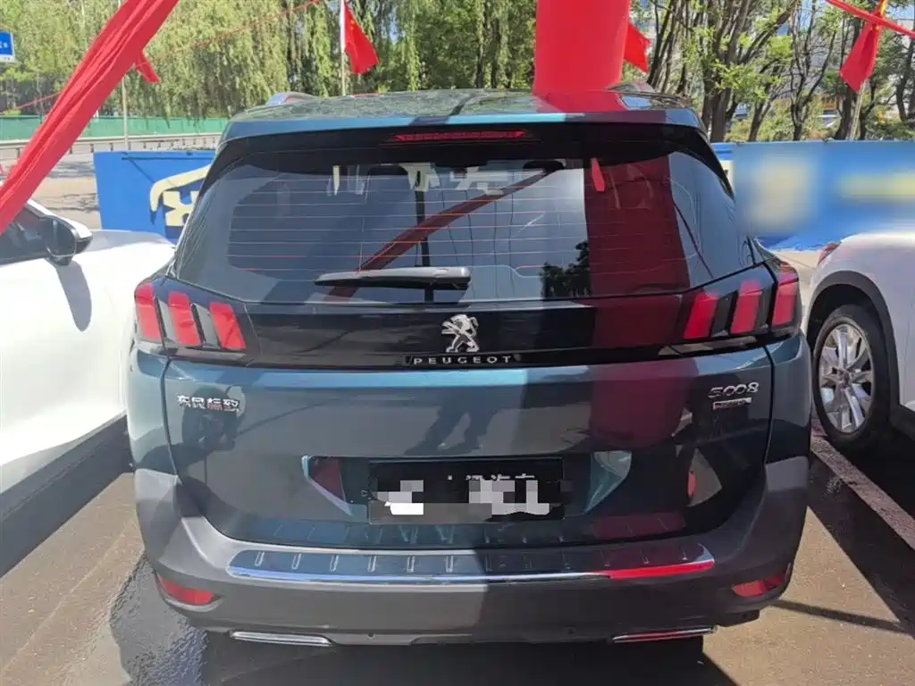 Peugeot 5008 2017 350THP 5-Seat Elite Edition фото 6