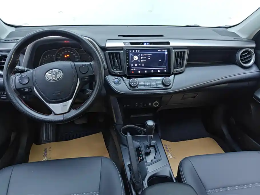 Toyota RAV4 Rongfang 2016 2.0L CVT 2WD Comfort (China V) фото 12
