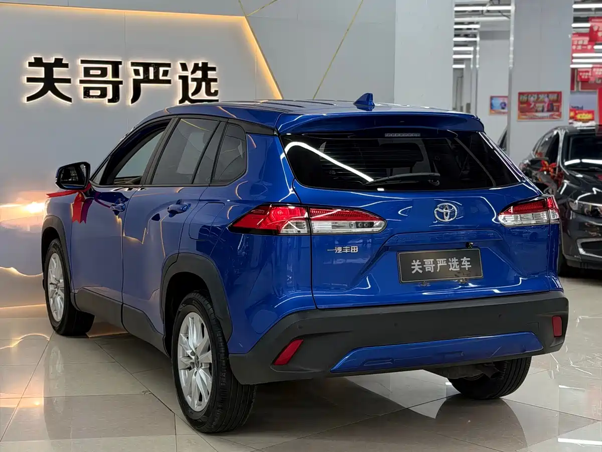 Toyota Corolla Cross 2022 2.0L Elite Edition фото 4