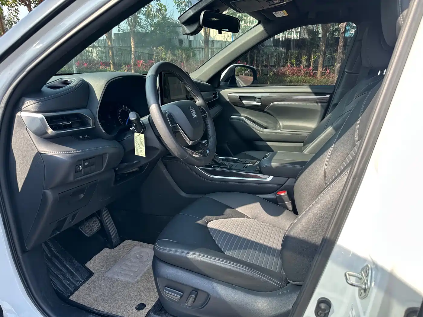Toyota Crown Kluger 2022 2.5L HEV 4WD Luxury Edition фото 7