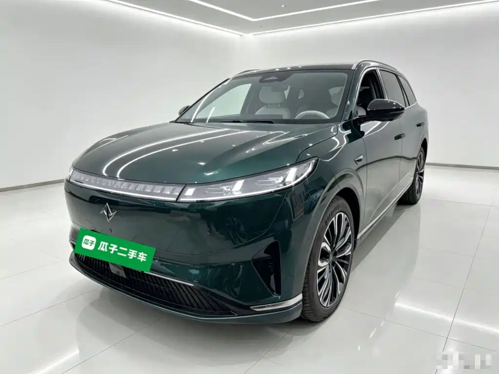 Dongfeng Yipai eπ008 2025 2026 6-seater Extended Range Family Edition