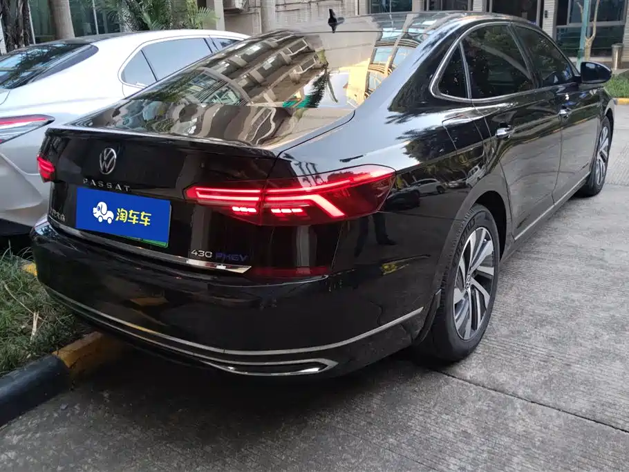 VOLKSWAGEN PASSAT NEW ENERGY