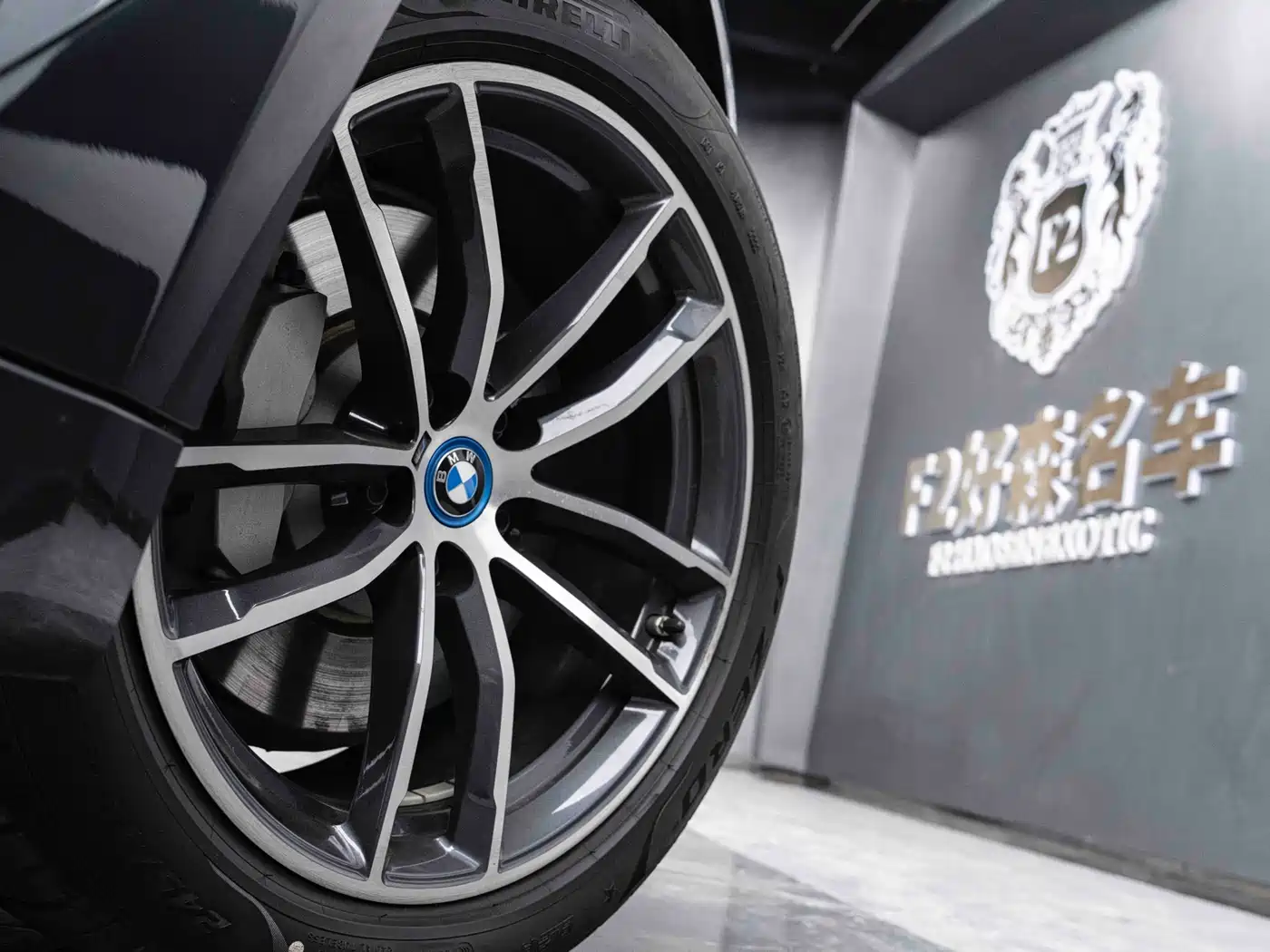BMW 5 Series New Energy 2022 Model Second Facelift 535Le M Sport Package фото 10