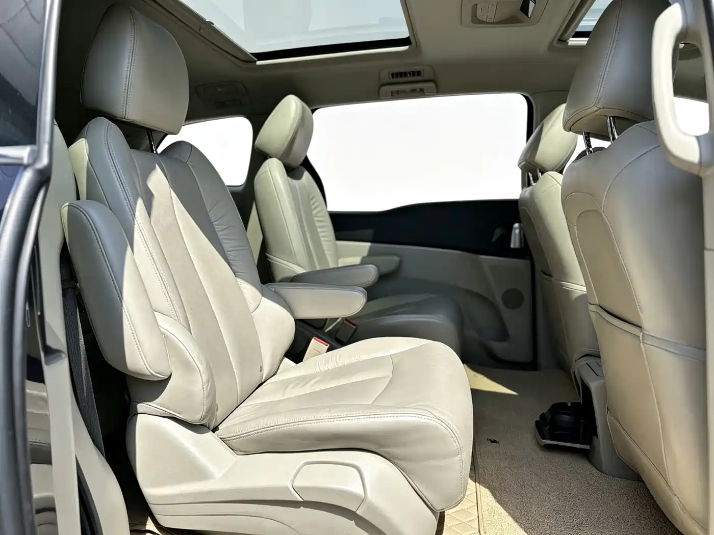 Buick GL8 2014 3.0L GT Luxury Business Elegance фото 12