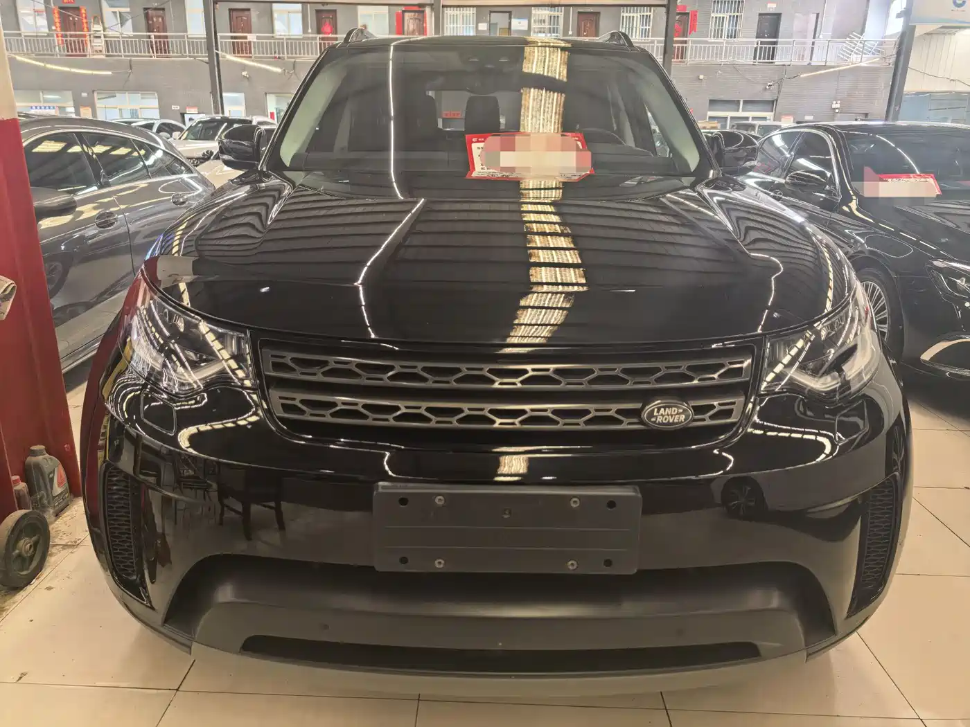 Land Rover Discovery 2020 3.0 SC V6 SE фото 2