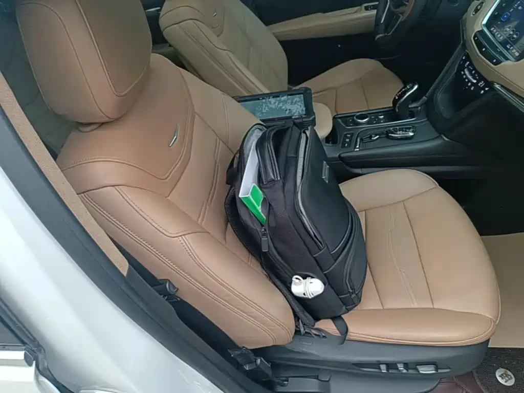 Фото 25 - Cadillac XT5