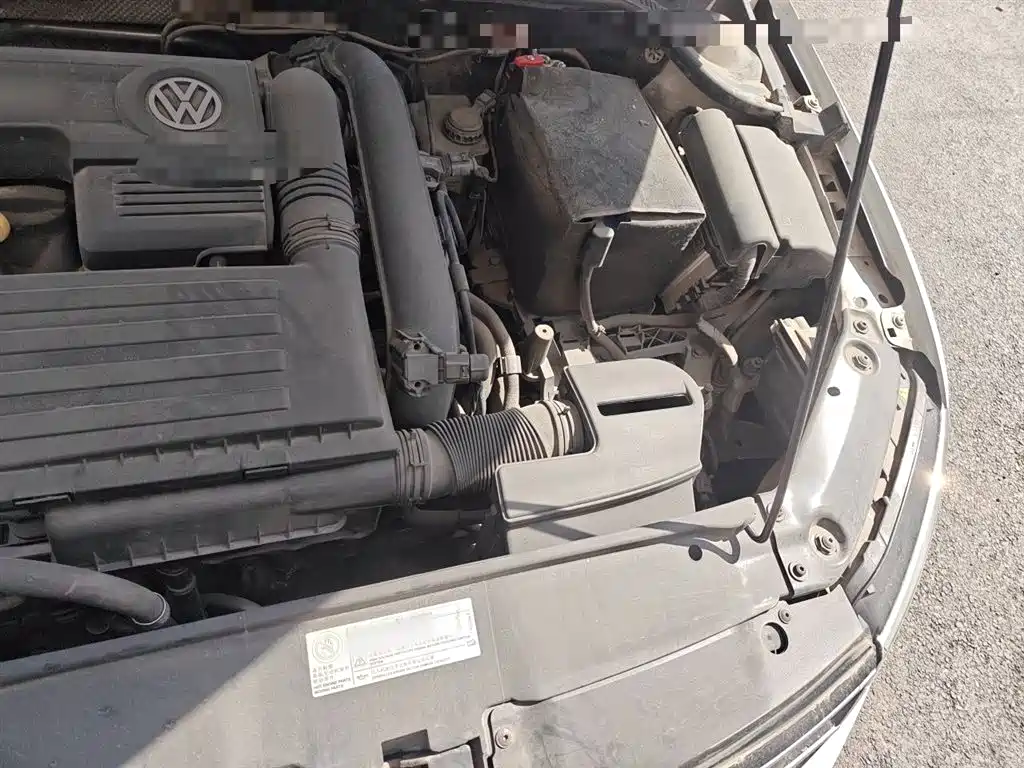Volkswagen Sagitar 2016 230TSI 25th Anniversary Edition фото 22