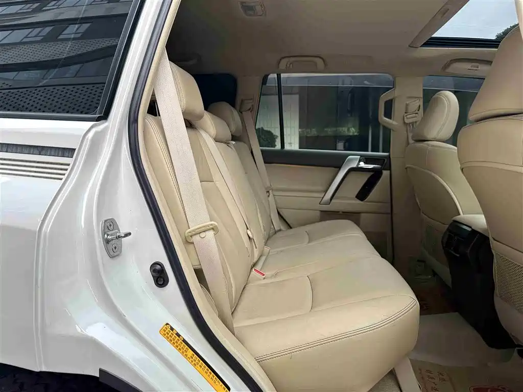 Toyota Prado 2016 3.5L Auto TX-L фото 21