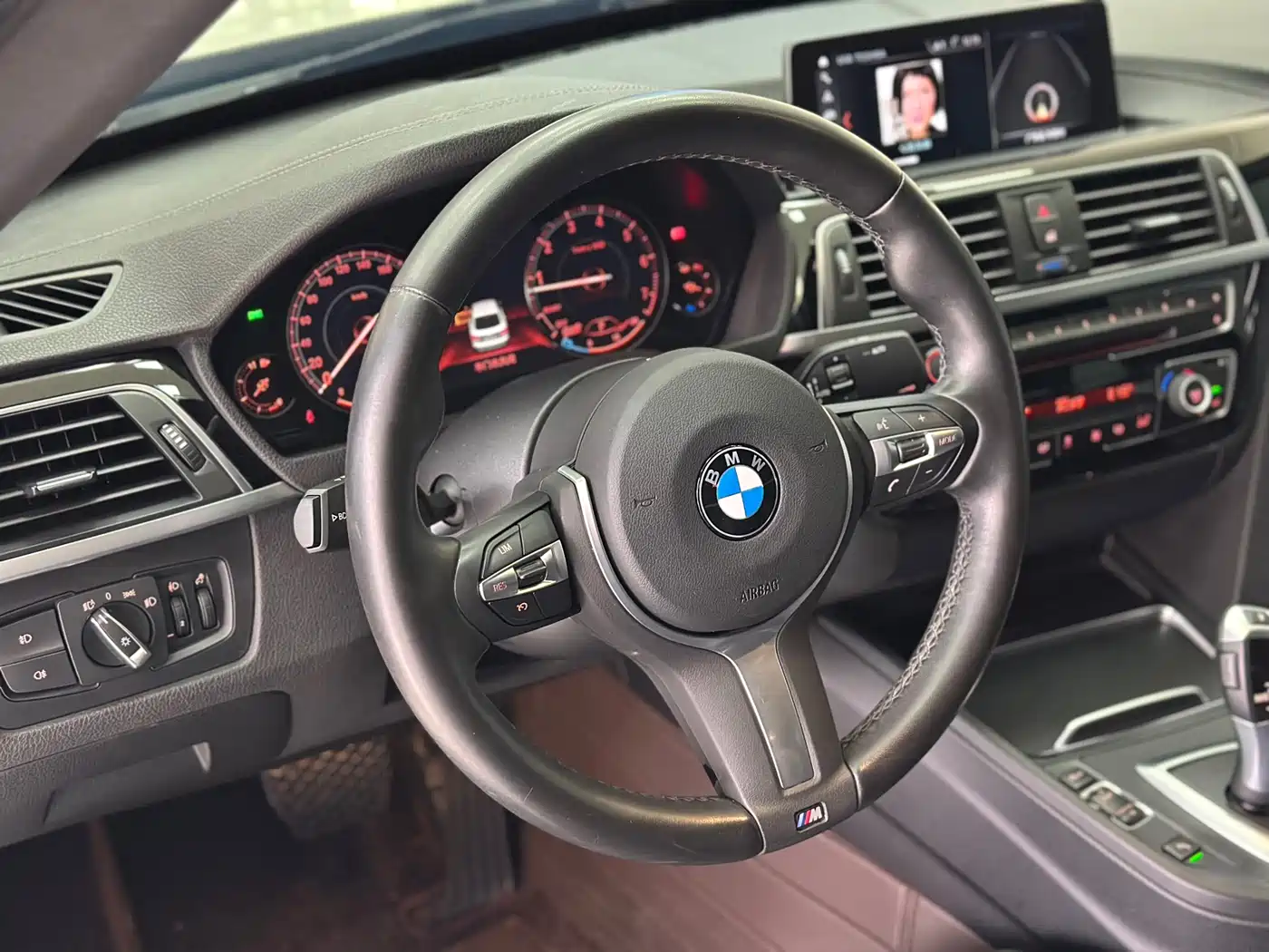 BMW 3 Series GT 2020 320i M Sport Package фото 6