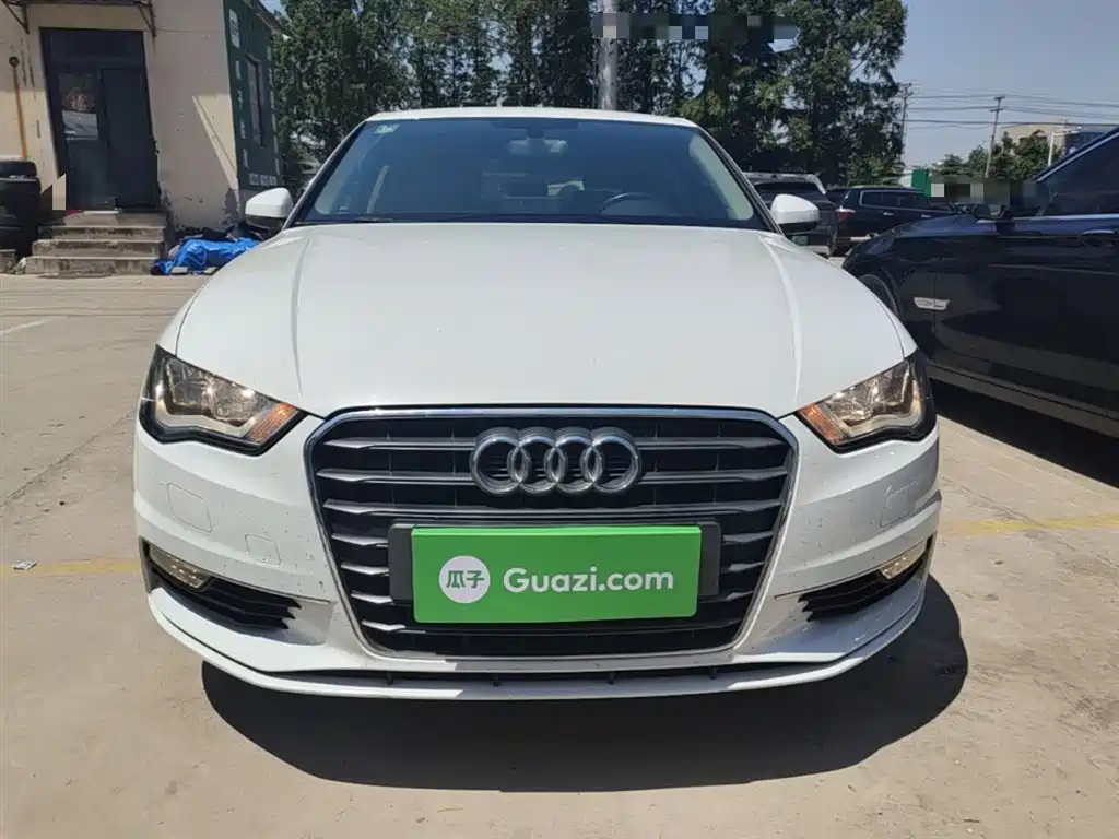 Audi A3 2016 Limousine 35 TFSI Progressive фото 3