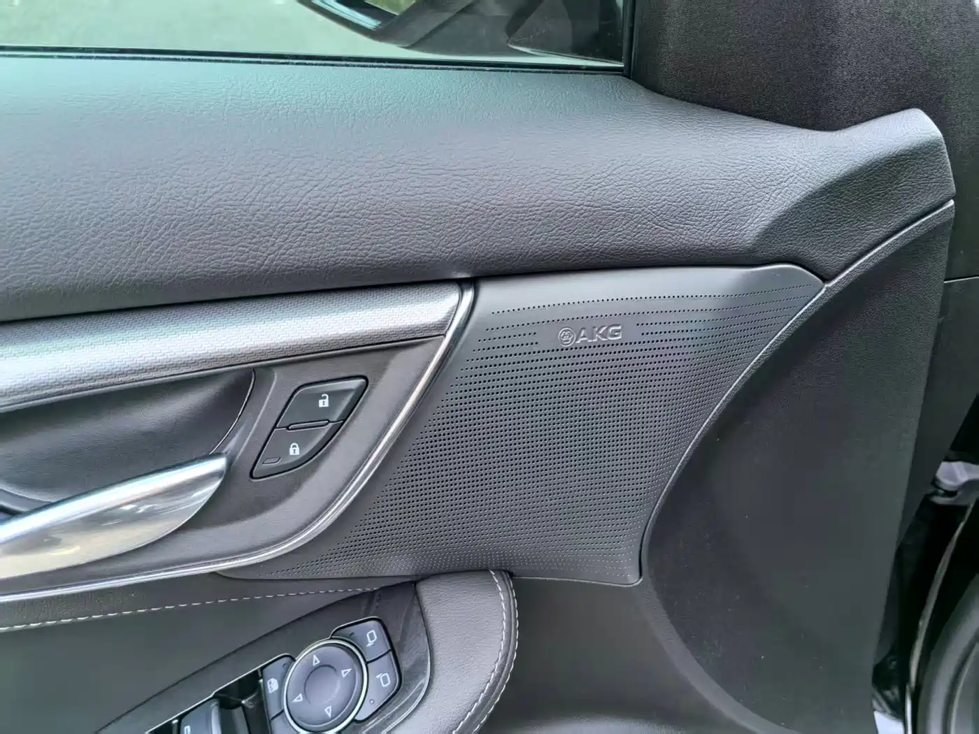 Cadillac CT5 2024 28T Luxury Model Pro фото 9