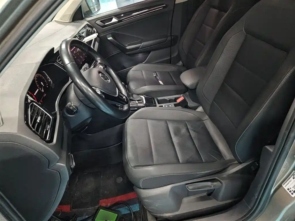 Volkswagen T-ROC 2021 280TSI DSG 2WD Comfort Connected фото 15