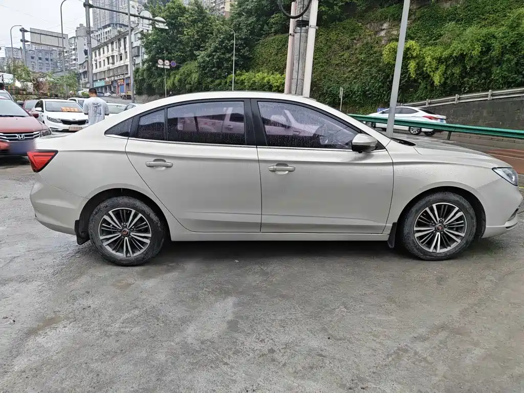 Roewe i5 2018 2019 1.5L Auto 4G Langhao Edition