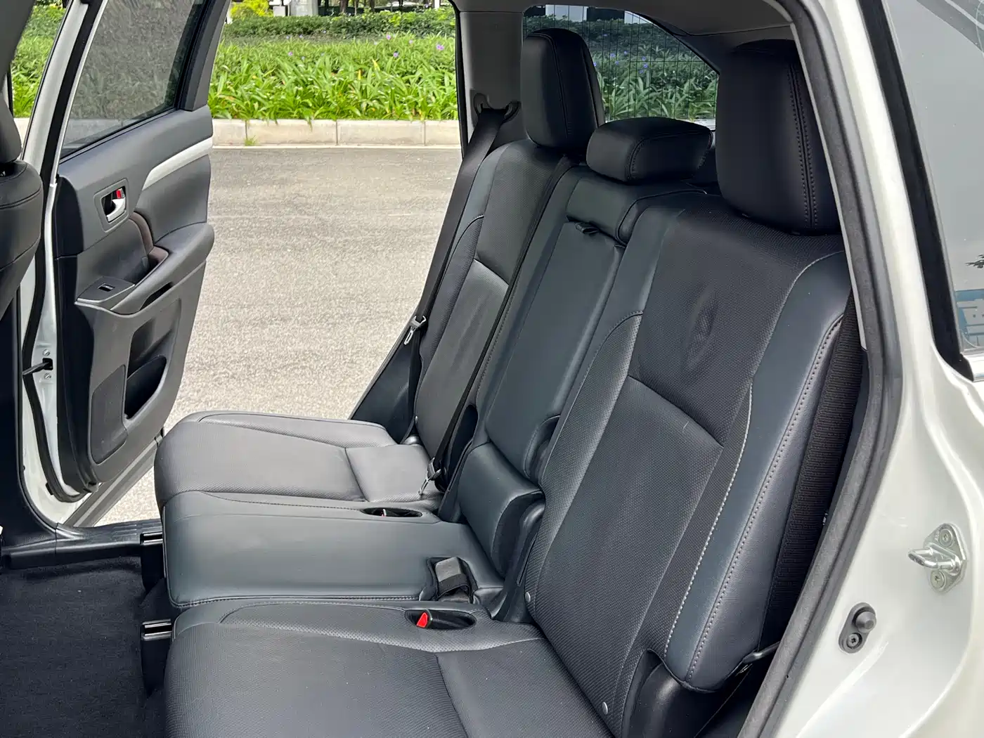 Toyota Highlander 2018 2.0T 4WD Luxury 7-seater China VI фото 17